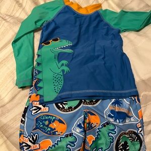 4T Gymboree Rashguard and swim trunks